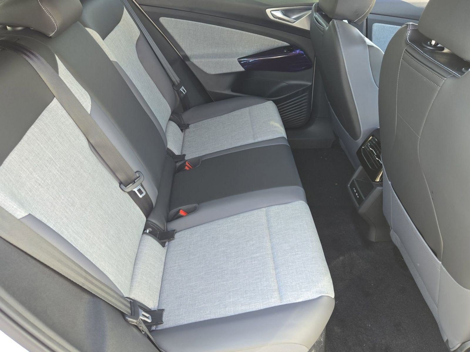 2026 Volkswagen ID.4 PRO - Photo 25