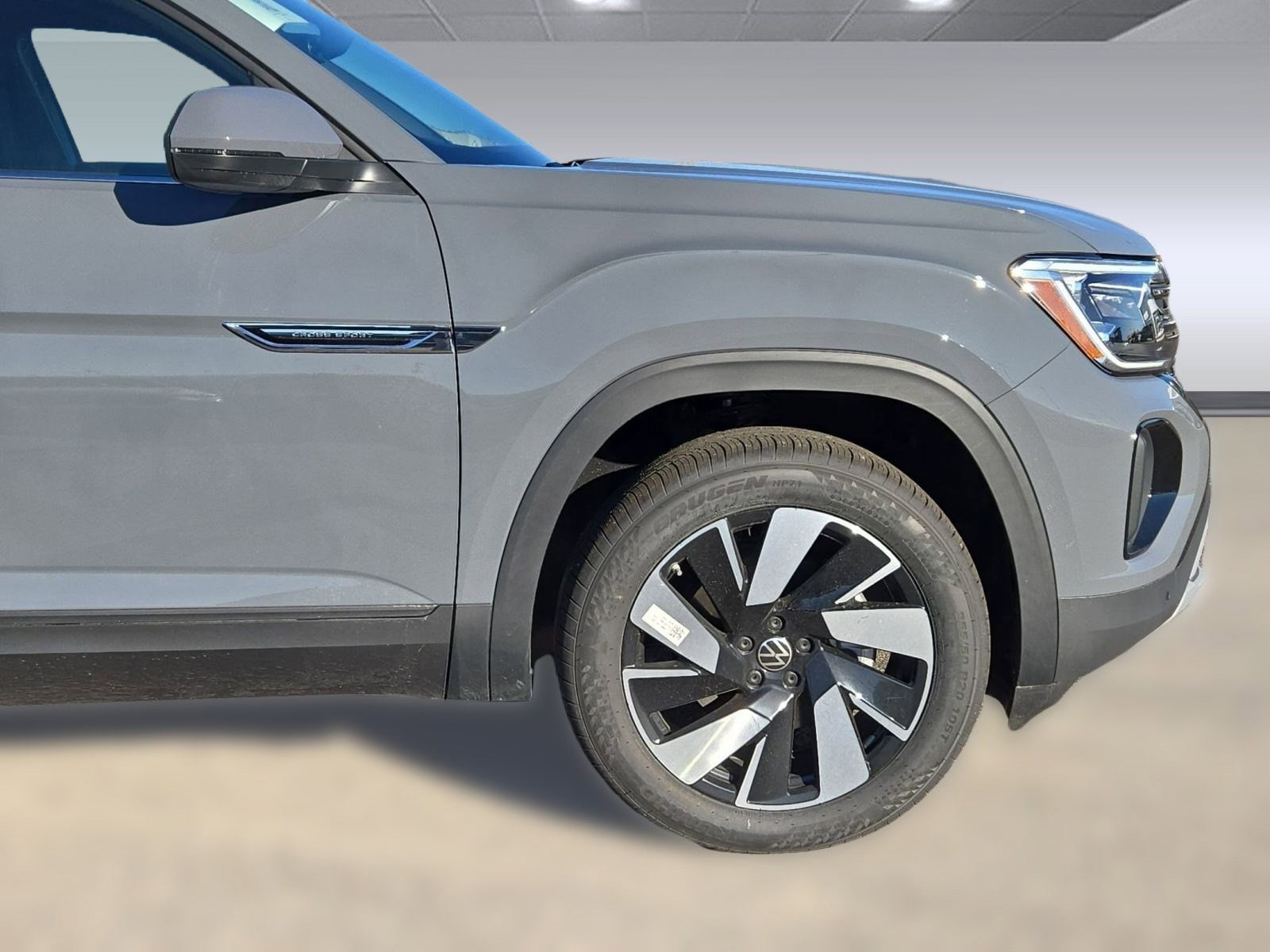 2026 Volkswagen Atlas Cross Sport SE w/Tech - Photo 10