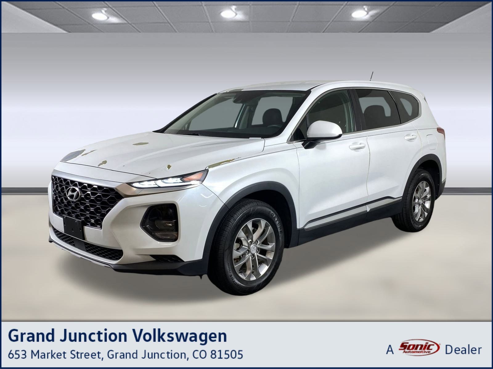 2019 Hyundai Santa Fe SE's photo