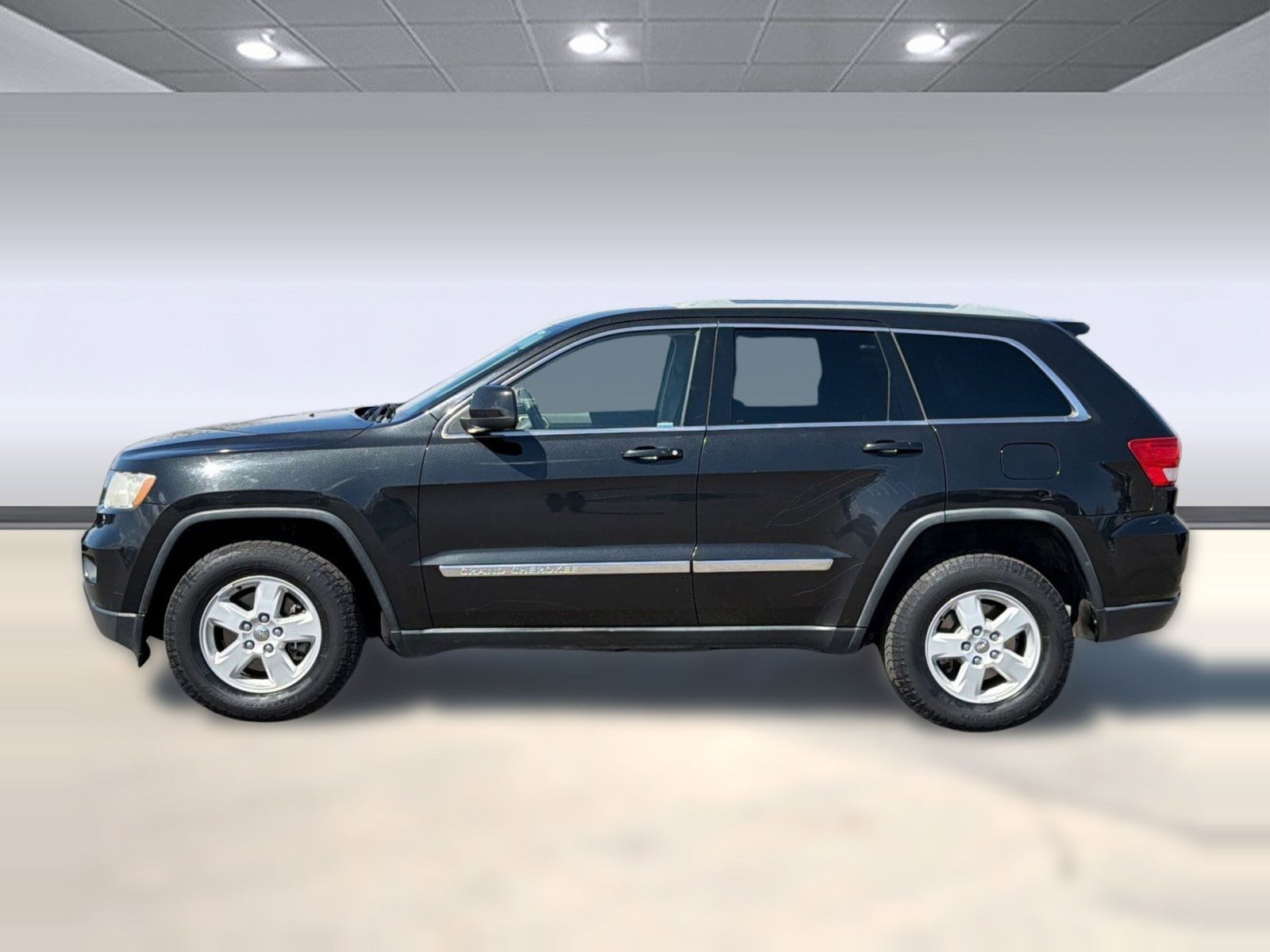 Used 2012 Jeep Grand Cherokee Laredo with VIN 1C4RJFAG5CC223771 for sale in Grand Junction, CO