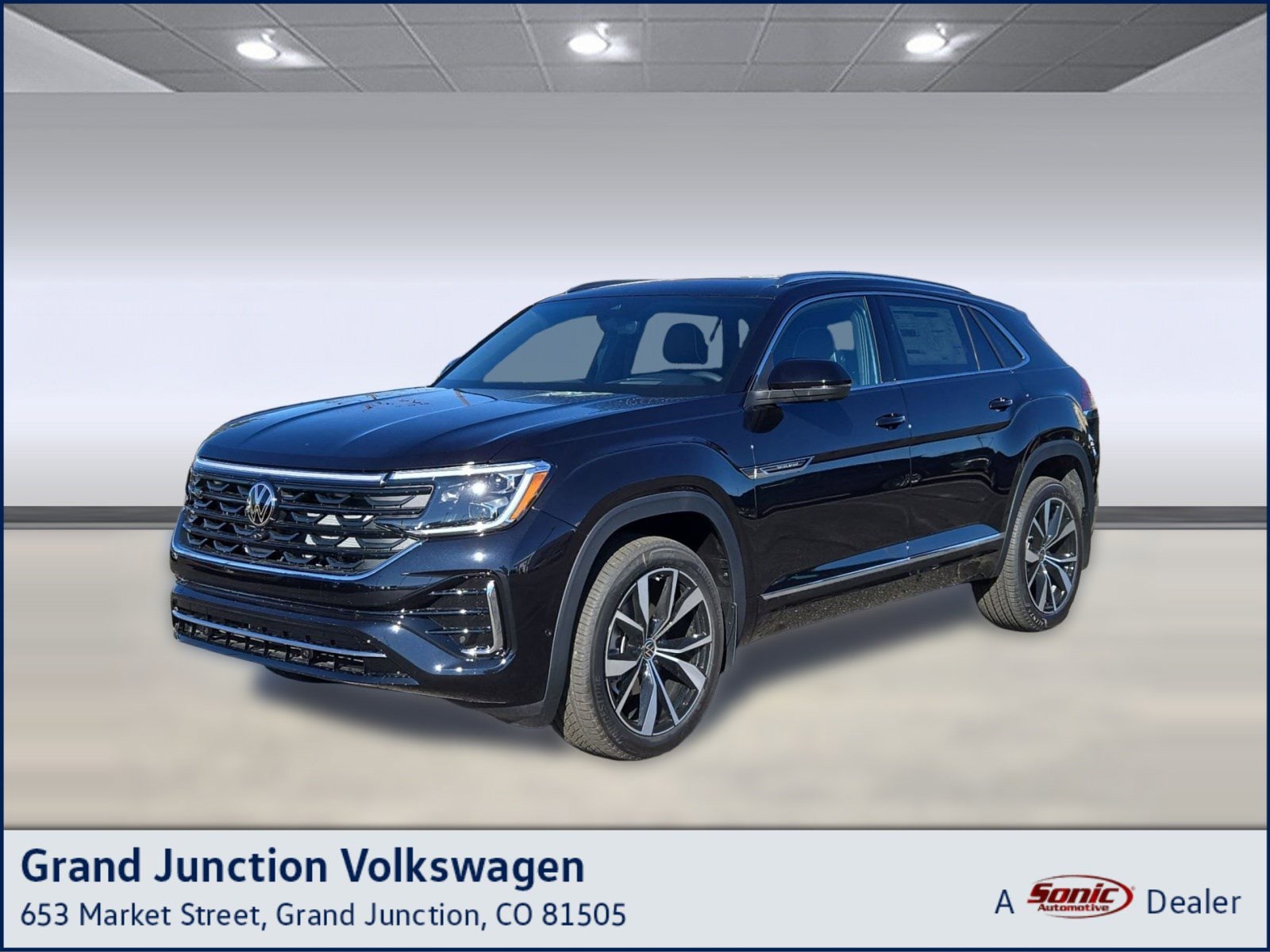 2026 Volkswagen Atlas Cross Sport SEL Premium R-LINE's photo