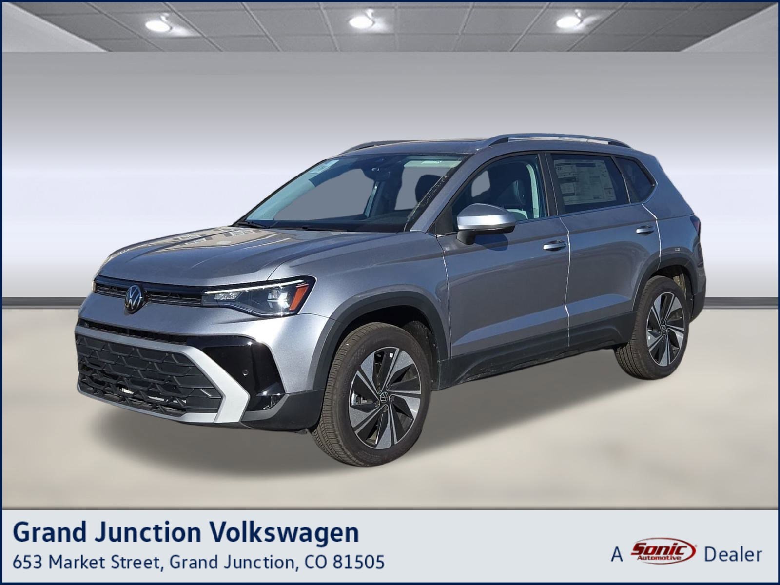 2025 Volkswagen Taos SE's photo