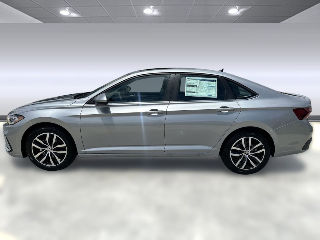 New 2025 Volkswagen Jetta 1.5T SE Sedan