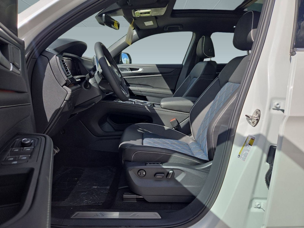 New 2026 Volkswagen Atlas Cross Sport 2.0T SEL Premium R-Line SUV