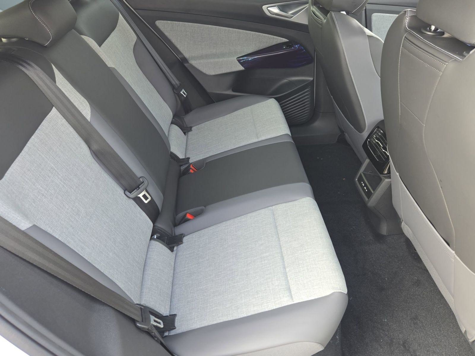 2026 Volkswagen ID.4 PRO - Photo 23