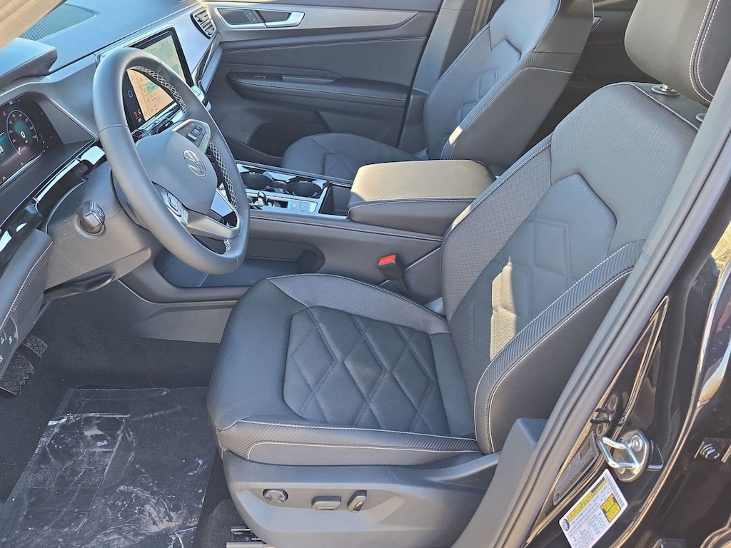 New 2026 Volkswagen Atlas Cross Sport 2.0T SE w/Technology SUV