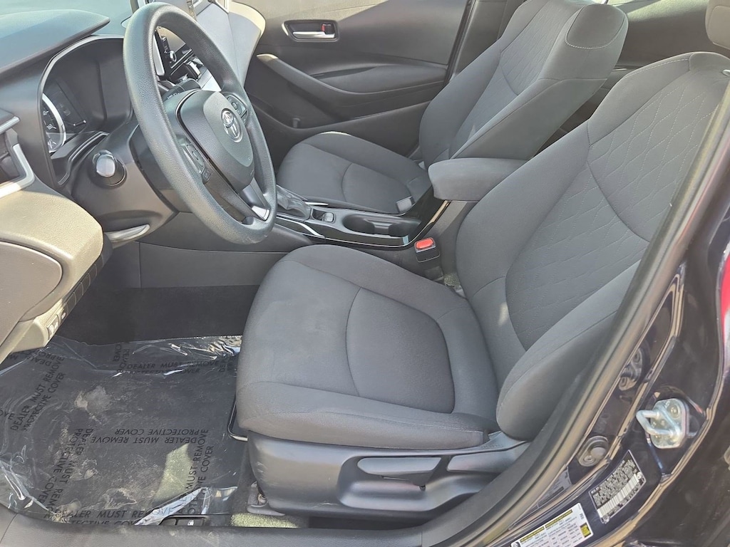 Used 2021 Toyota Corolla LE Sedan