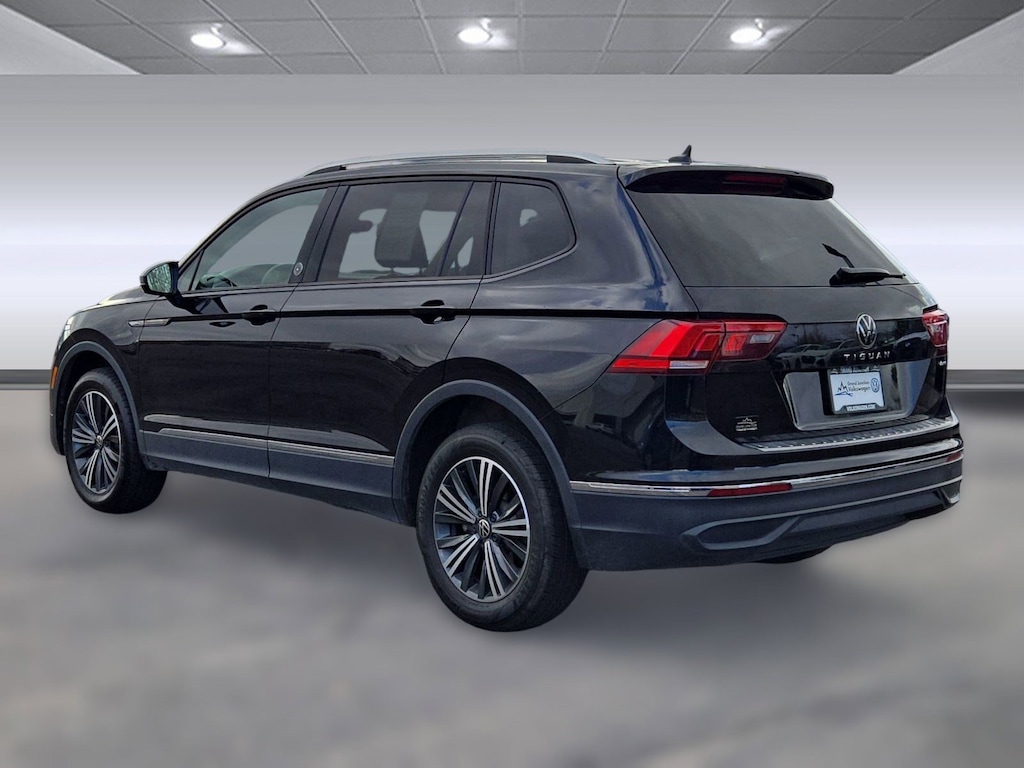 Used 2024 Volkswagen Tiguan 2.0T Wolfsburg Edition SUV