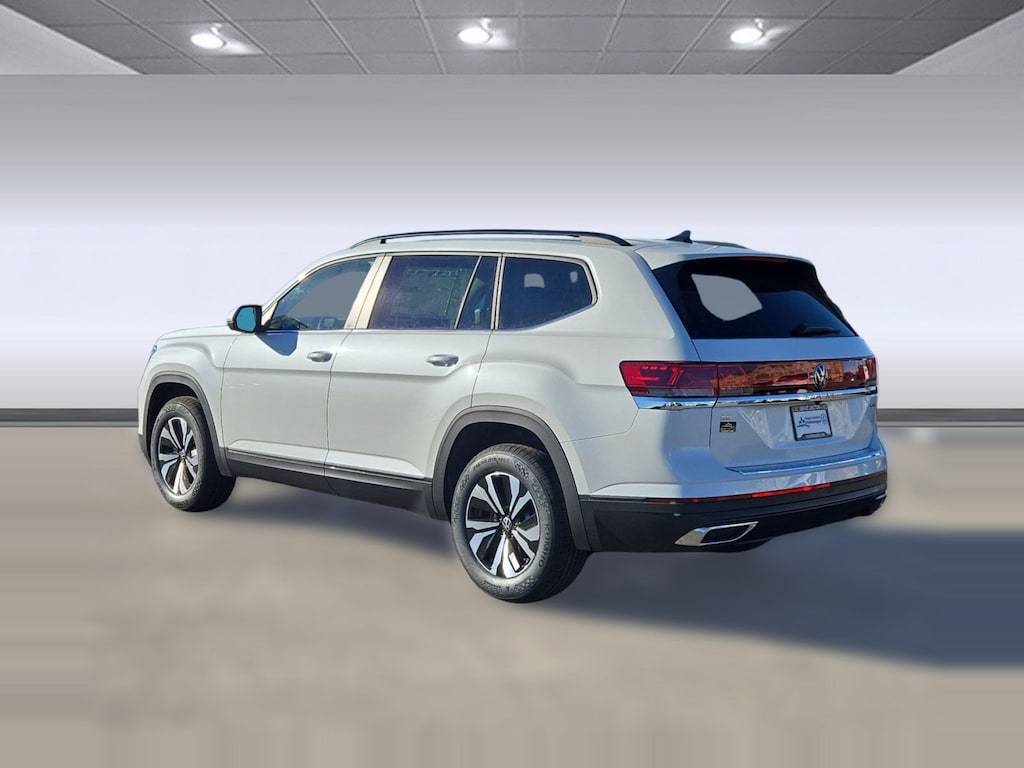 New 2026 Volkswagen Atlas Cross Sport 2.0T SE w/Technology SUV
