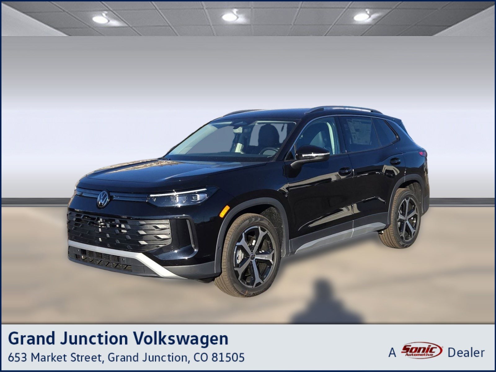 2026 Volkswagen Tiguan SE's photo