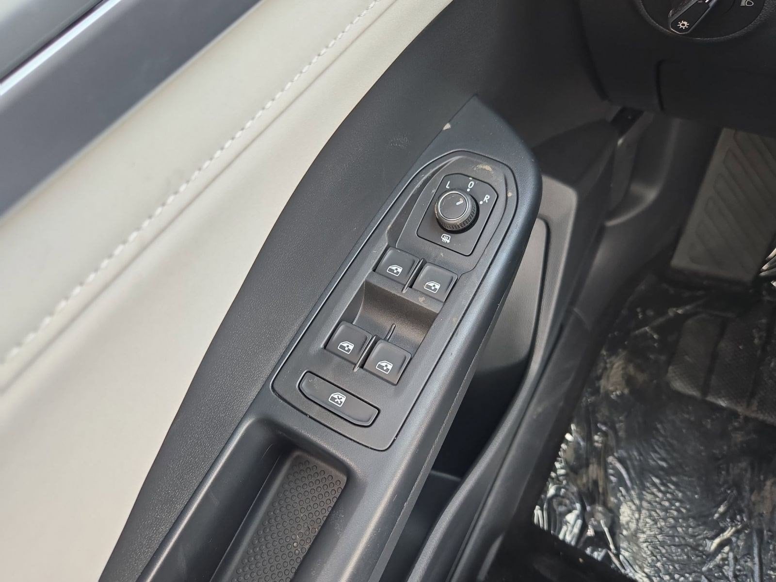 2026 Volkswagen Taos SE - Photo 10