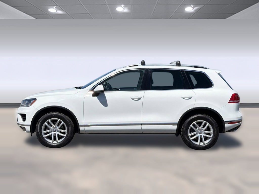Used 2016 Volkswagen Touareg TDI Sport w/Technology 4MOTION SUV