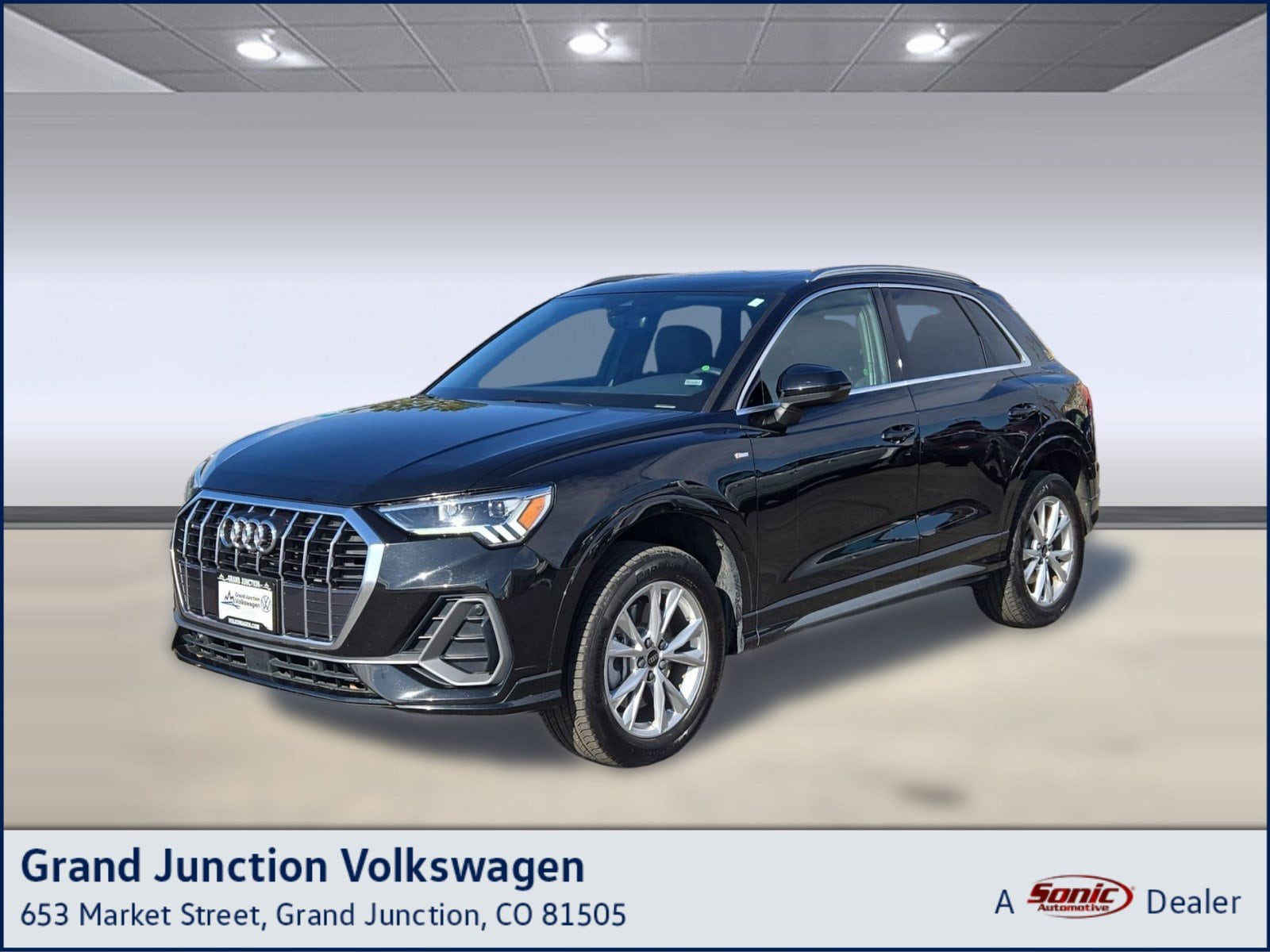 2025 Audi Q3 S Line Premium's photo