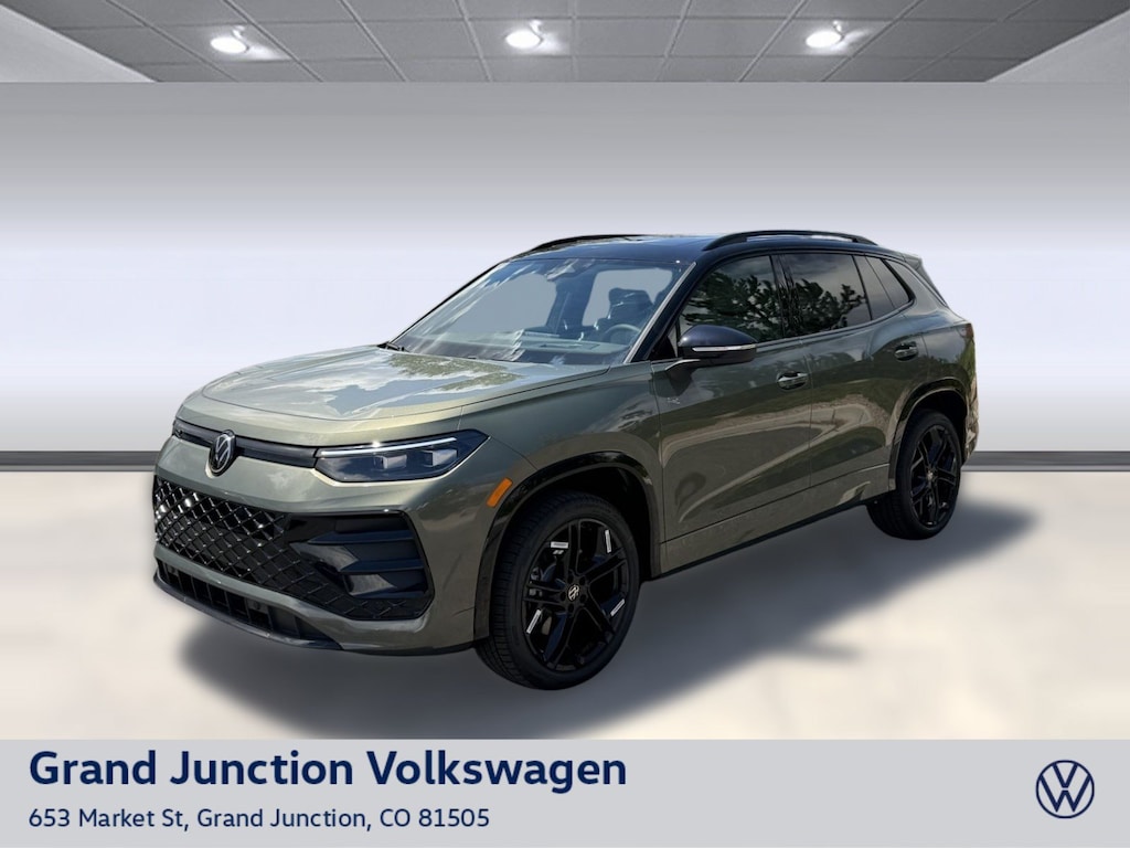 New 2026 Volkswagen Tiguan SE R-Line Black SUV
