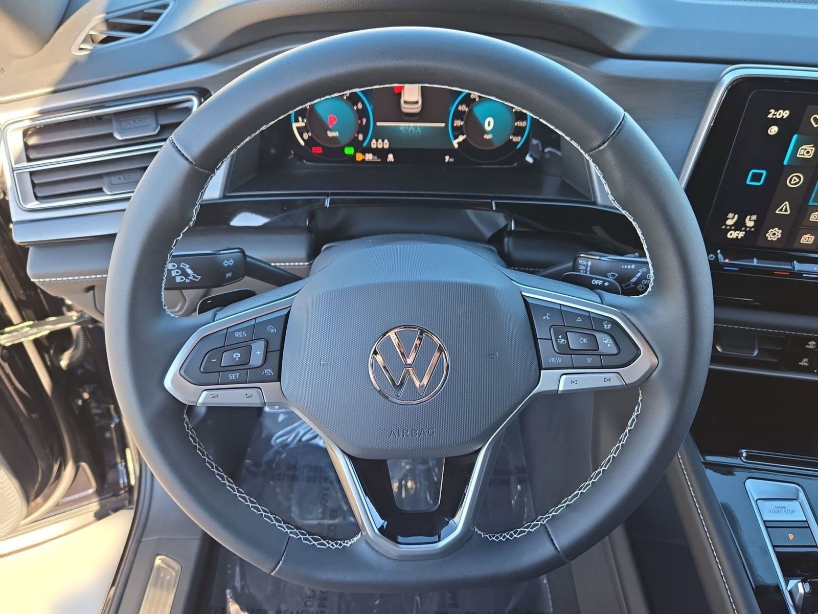 2026 Volkswagen Atlas Cross Sport SE w/Tech - Photo 14