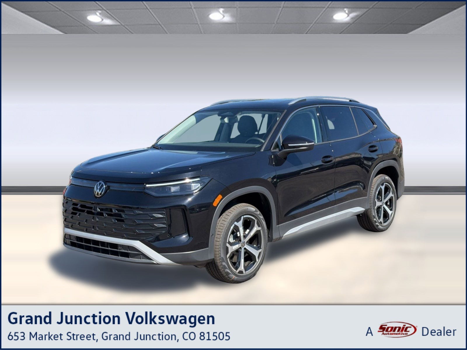 2026 Volkswagen Tiguan 2.0T SE 4Motion's photo