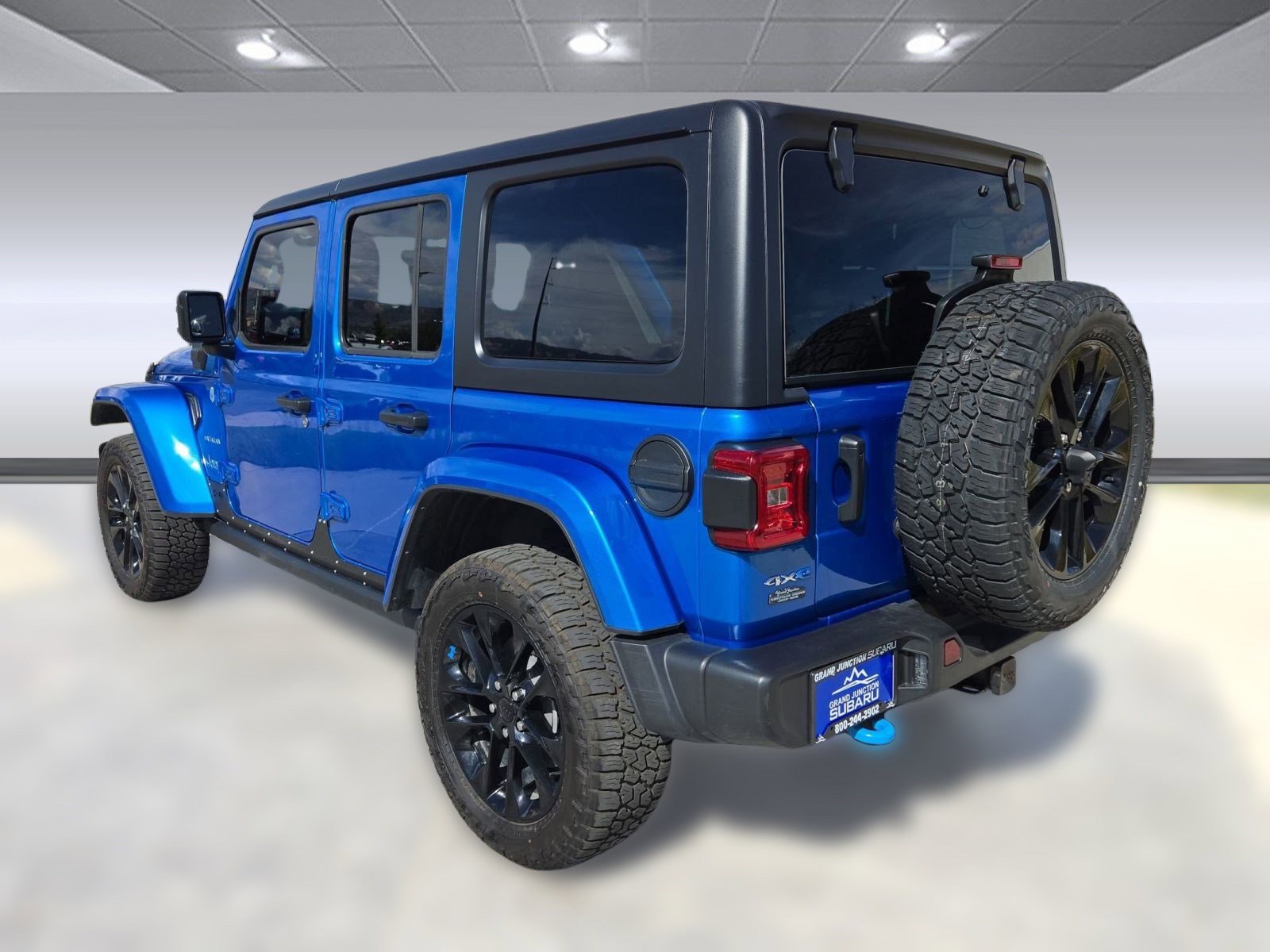 2022 Jeep Wrangler Unlimited 4xe Sahara photo 3