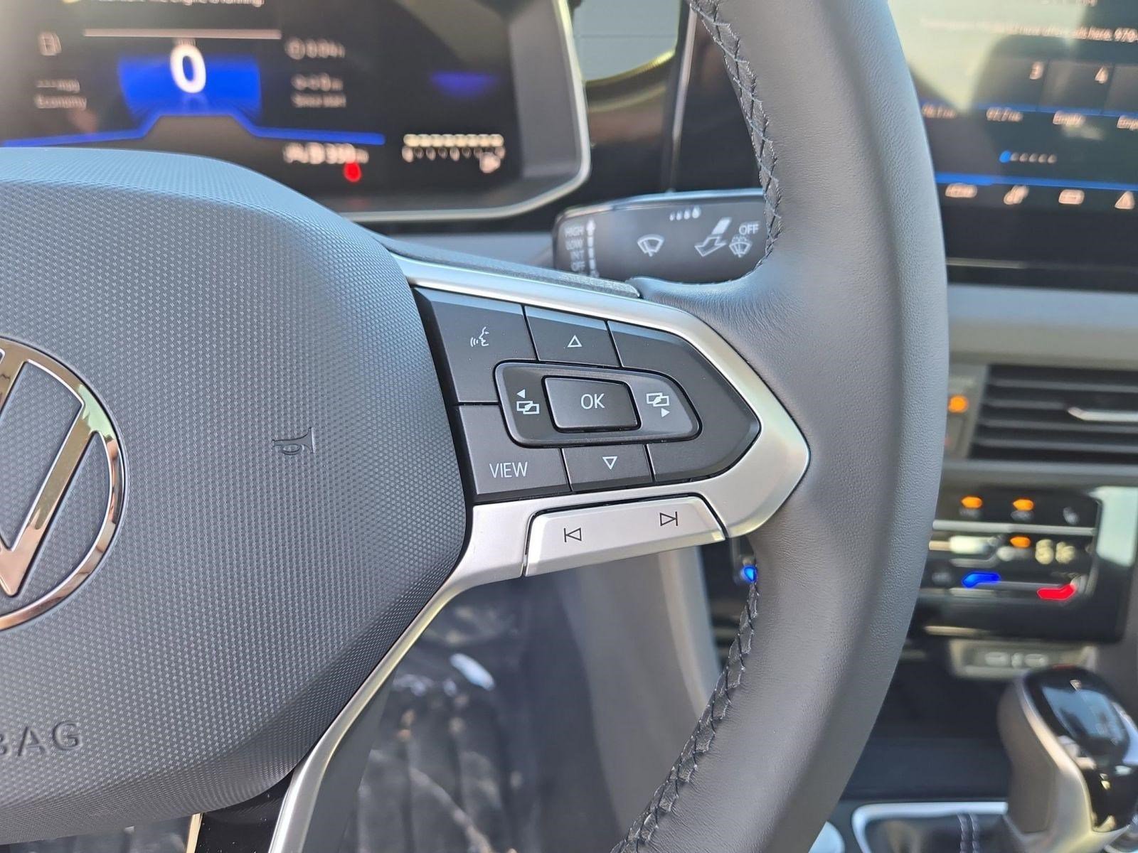 2025 Volkswagen Jetta SE - Photo 21