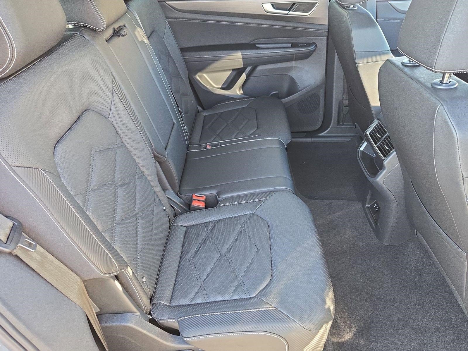2026 Volkswagen Atlas Cross Sport SE w/Tech - Photo 24