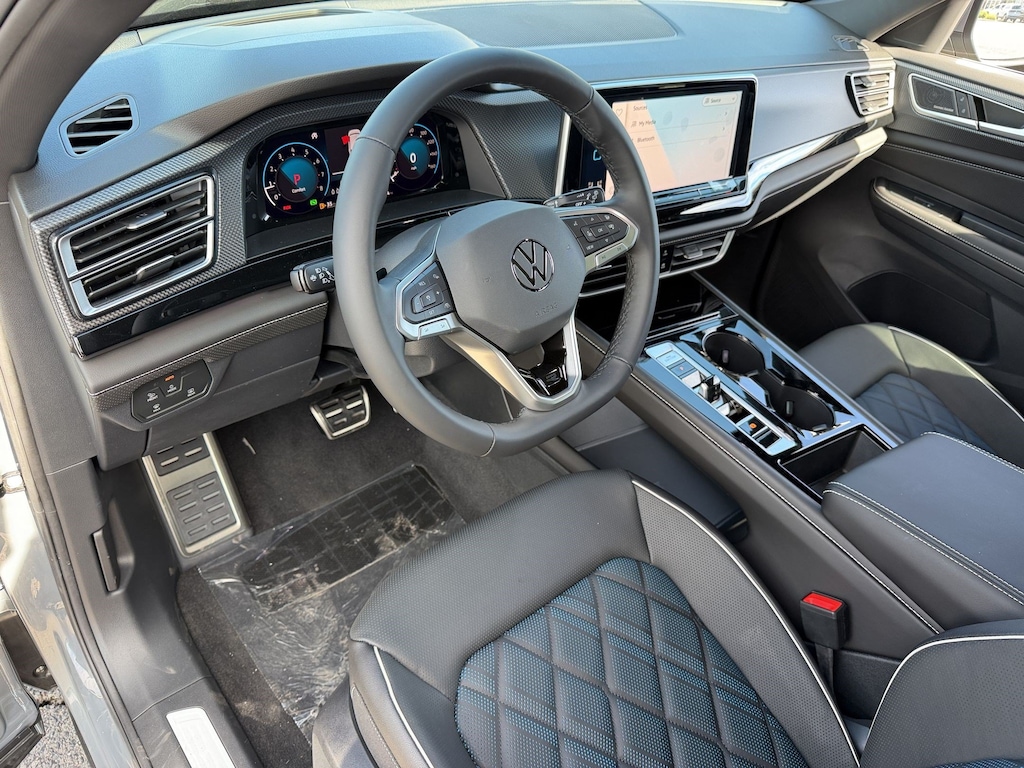 New 2026 Volkswagen Atlas Cross Sport SEL Premium R-Line SUV