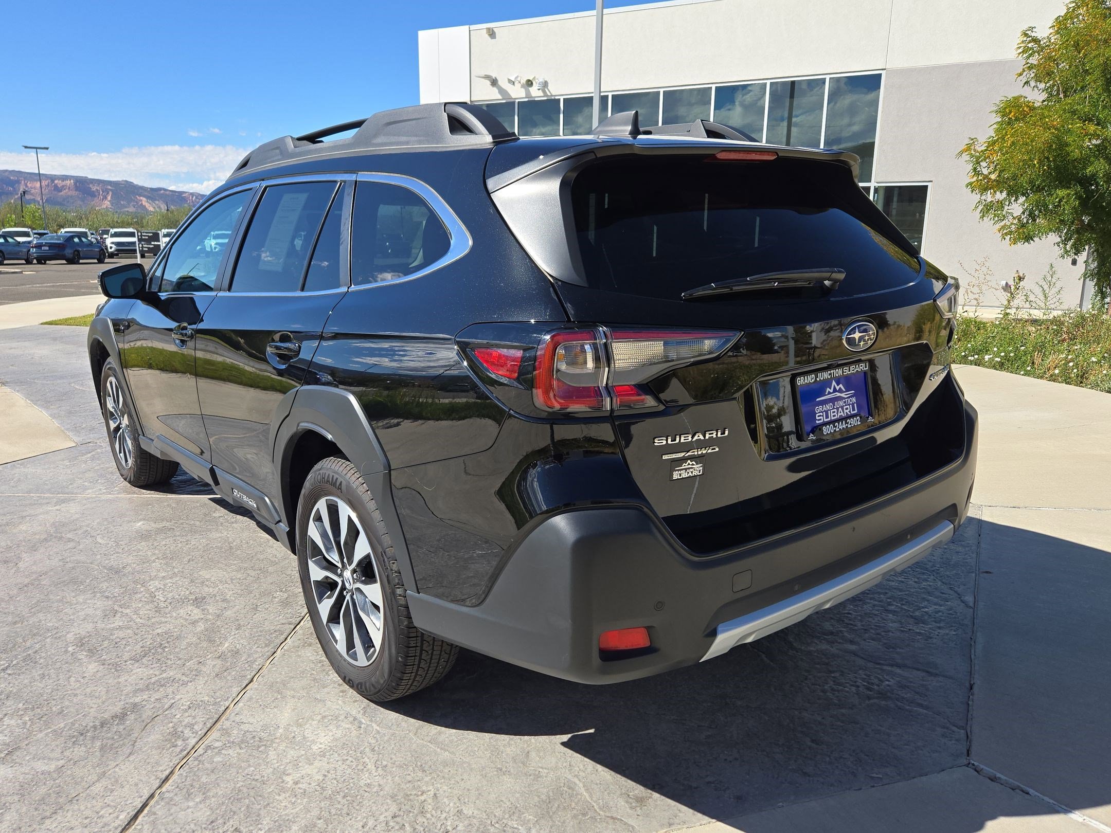 2024 Subaru Outback Limited photo 2