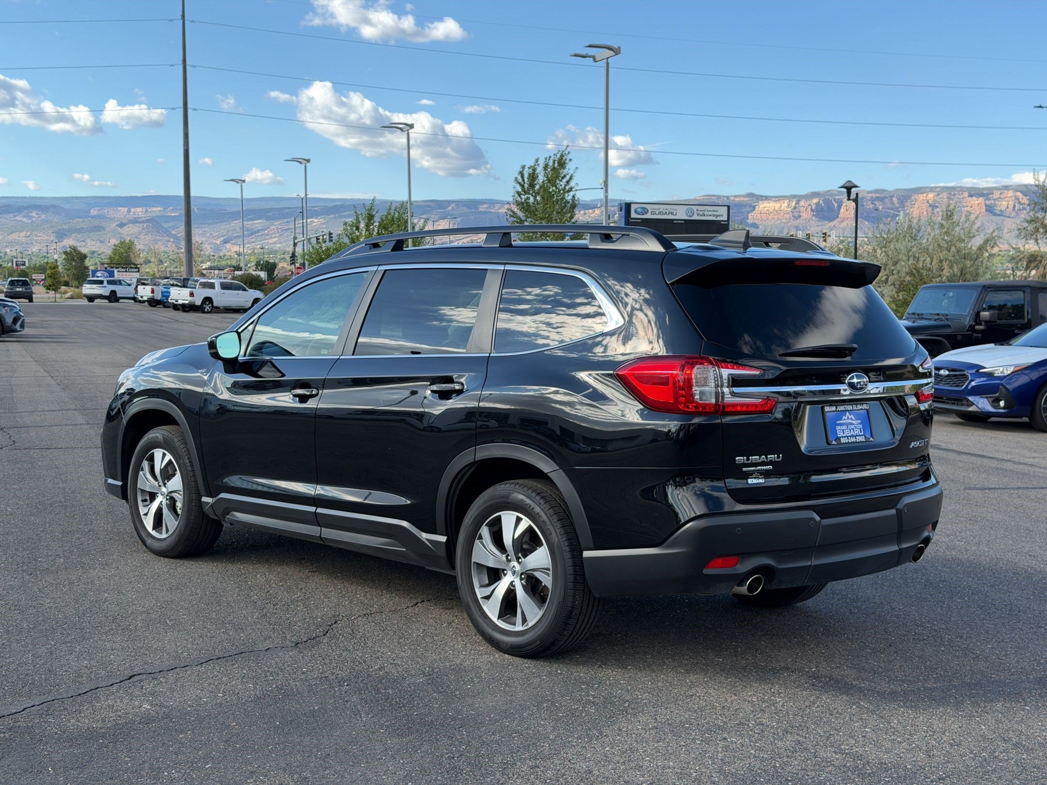 Used 2025 Subaru Ascent Premium 7-Passenger SUV