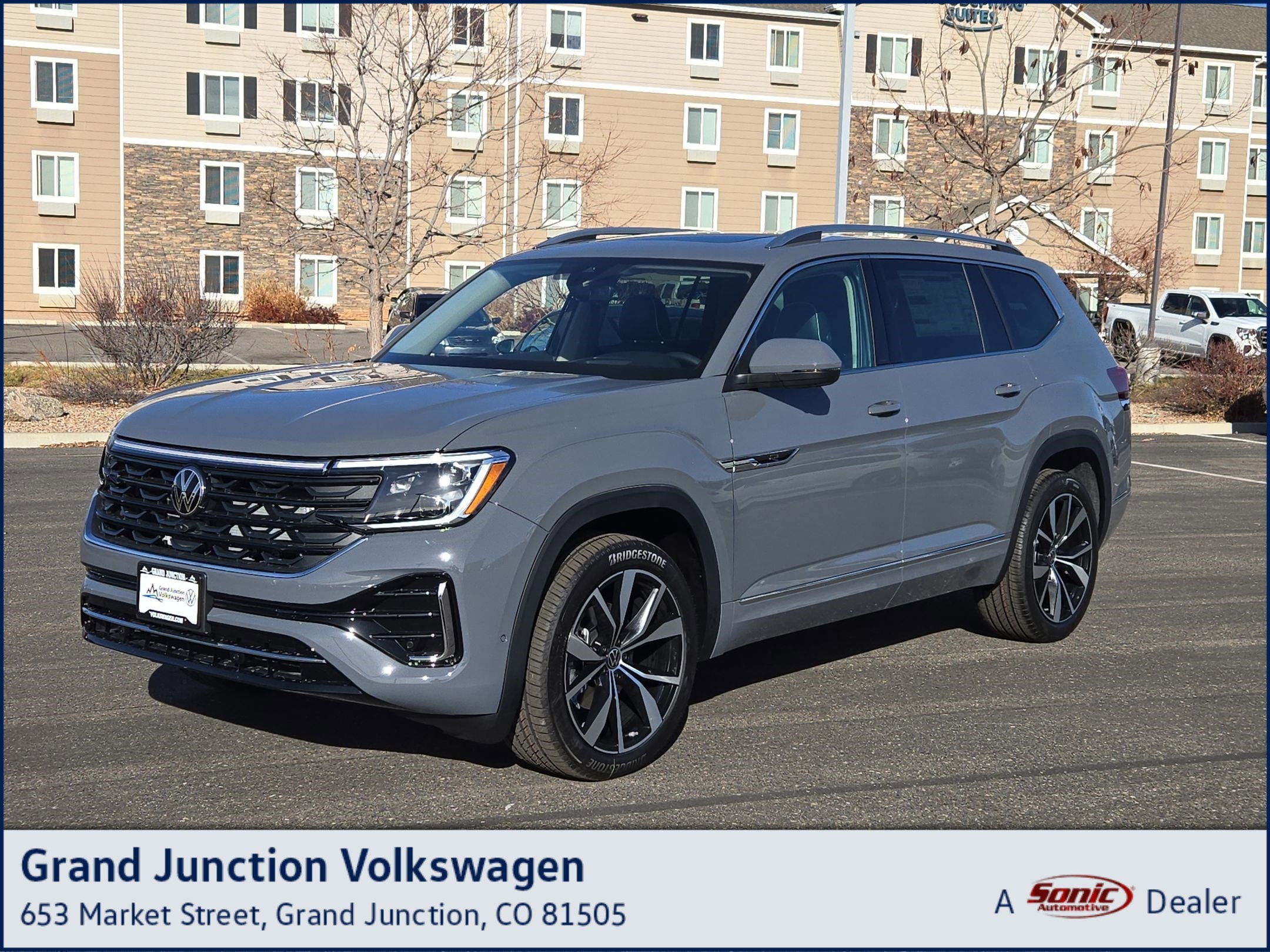 2026 Volkswagen Atlas SEL Premium R-Line's photo