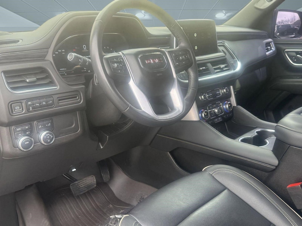 Used 2022 GMC Yukon SLT SUV