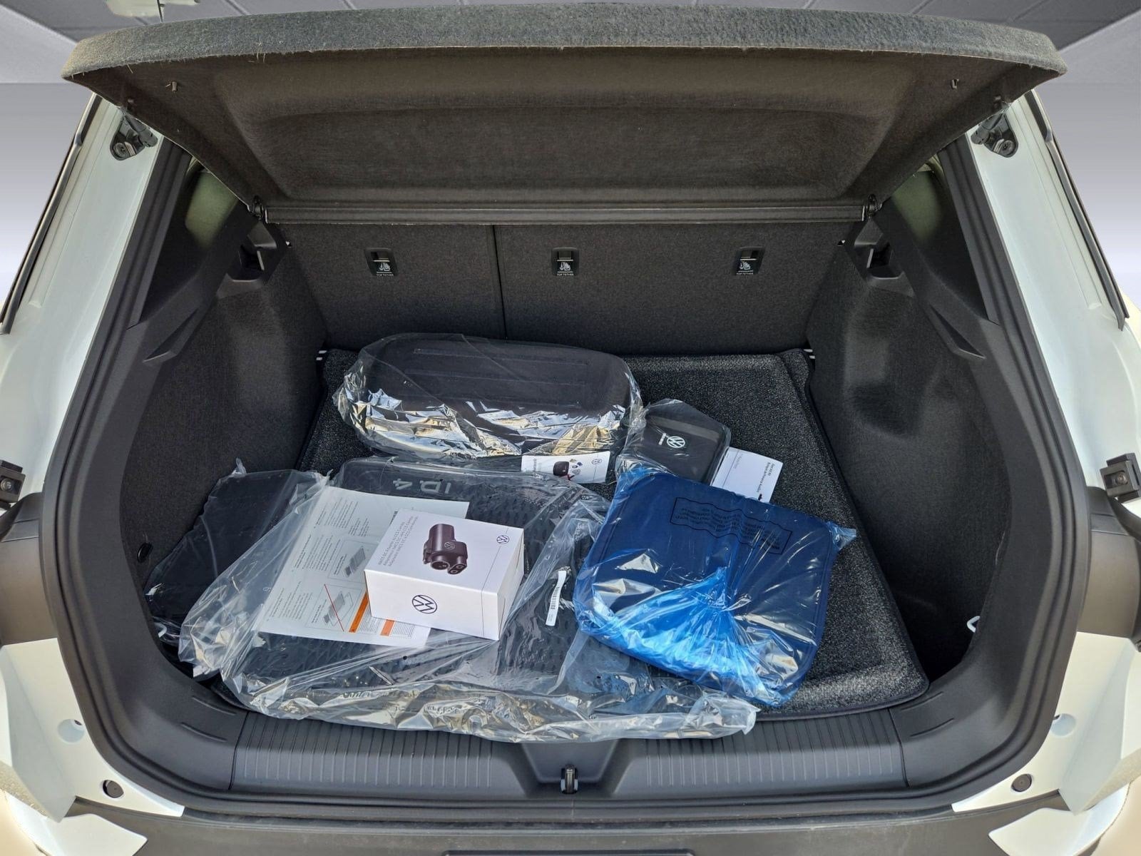 2026 Volkswagen ID.4 PRO - Photo 25