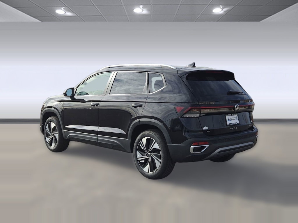 New 2026 Volkswagen Taos 1.5T SE SUV