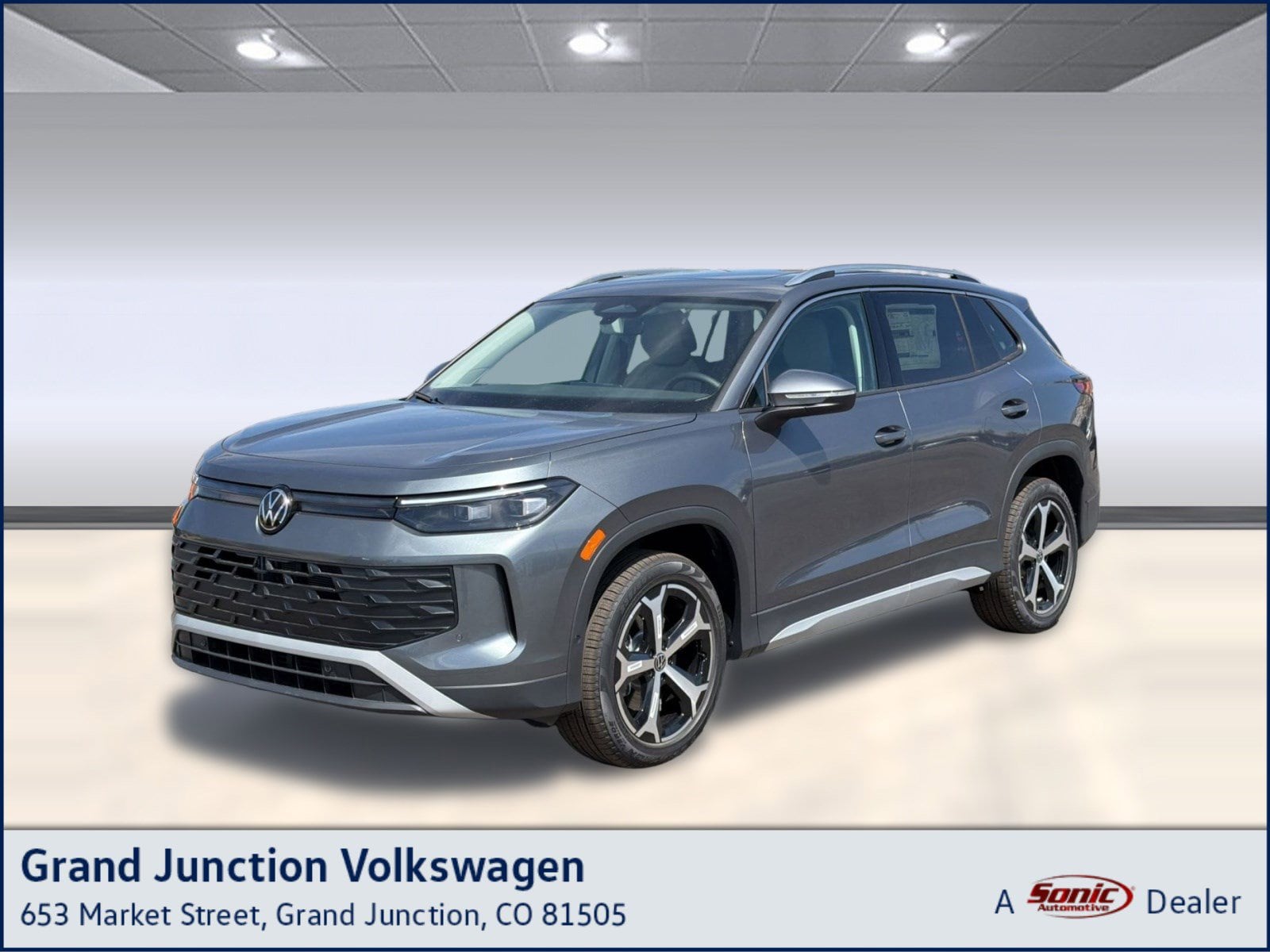 2026 Volkswagen Tiguan 2.0T SE 4Motion's photo