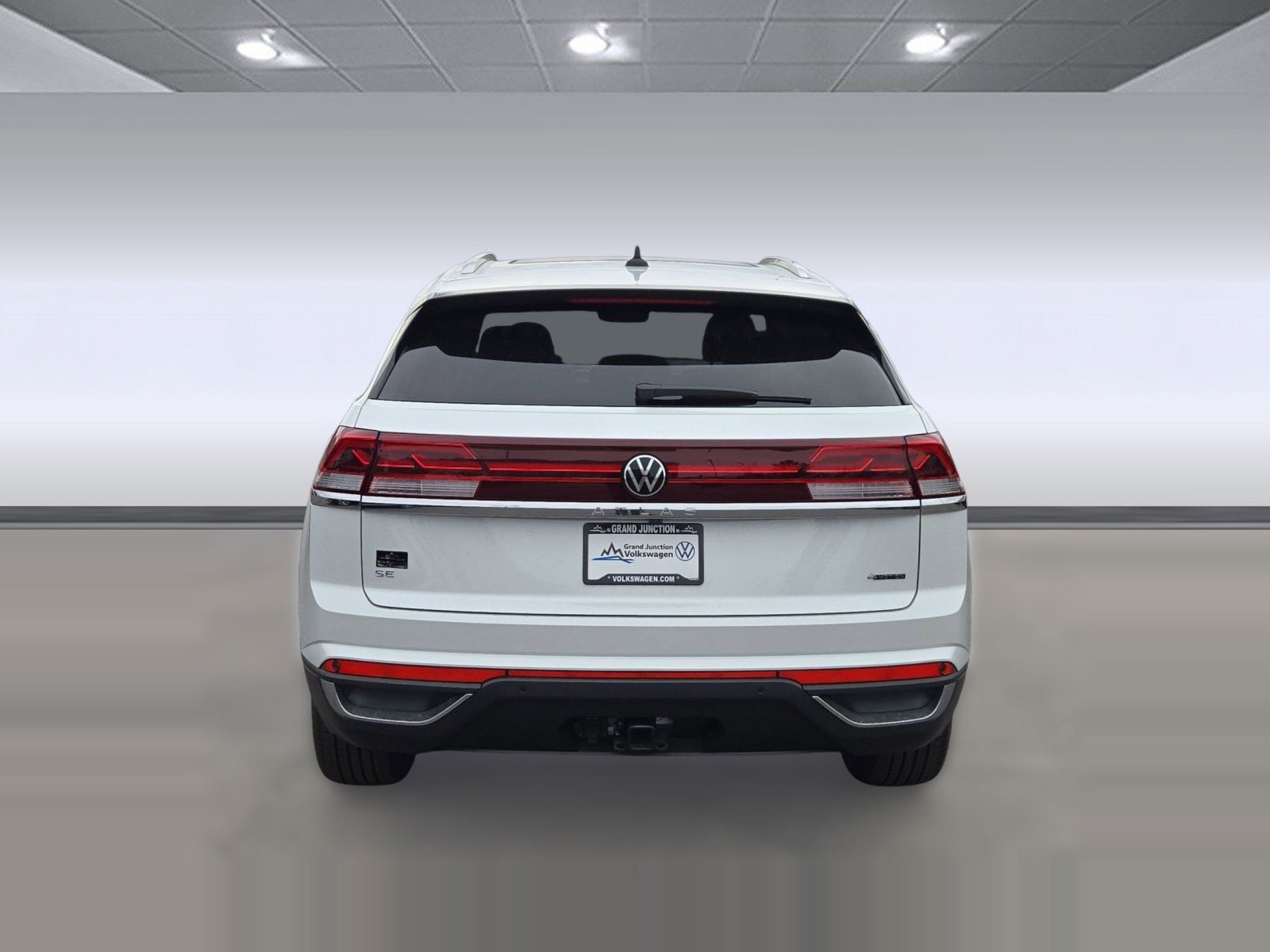2026 Volkswagen Atlas Cross Sport SE w/Tech - Photo 10