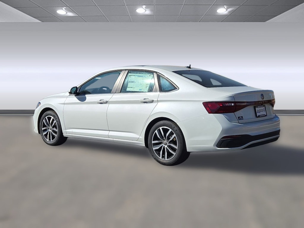 New 2025 Volkswagen Jetta 1.5T SE Sedan