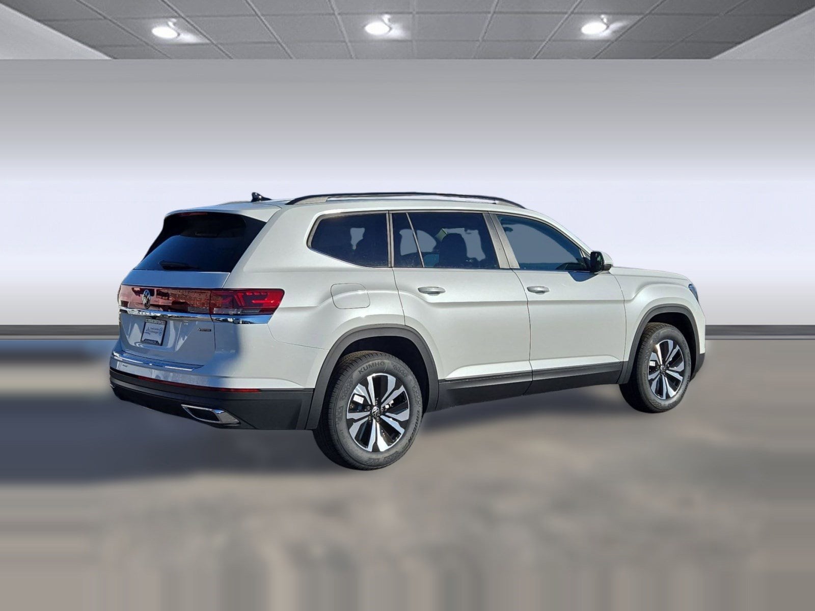 2026 Volkswagen Atlas SE - Photo 8