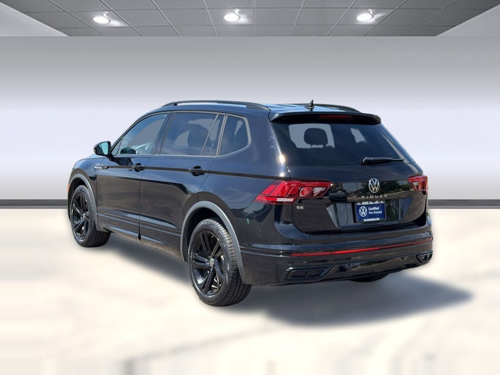 Used 2023 Volkswagen Tiguan 2.0T SE R-Line Black SUV