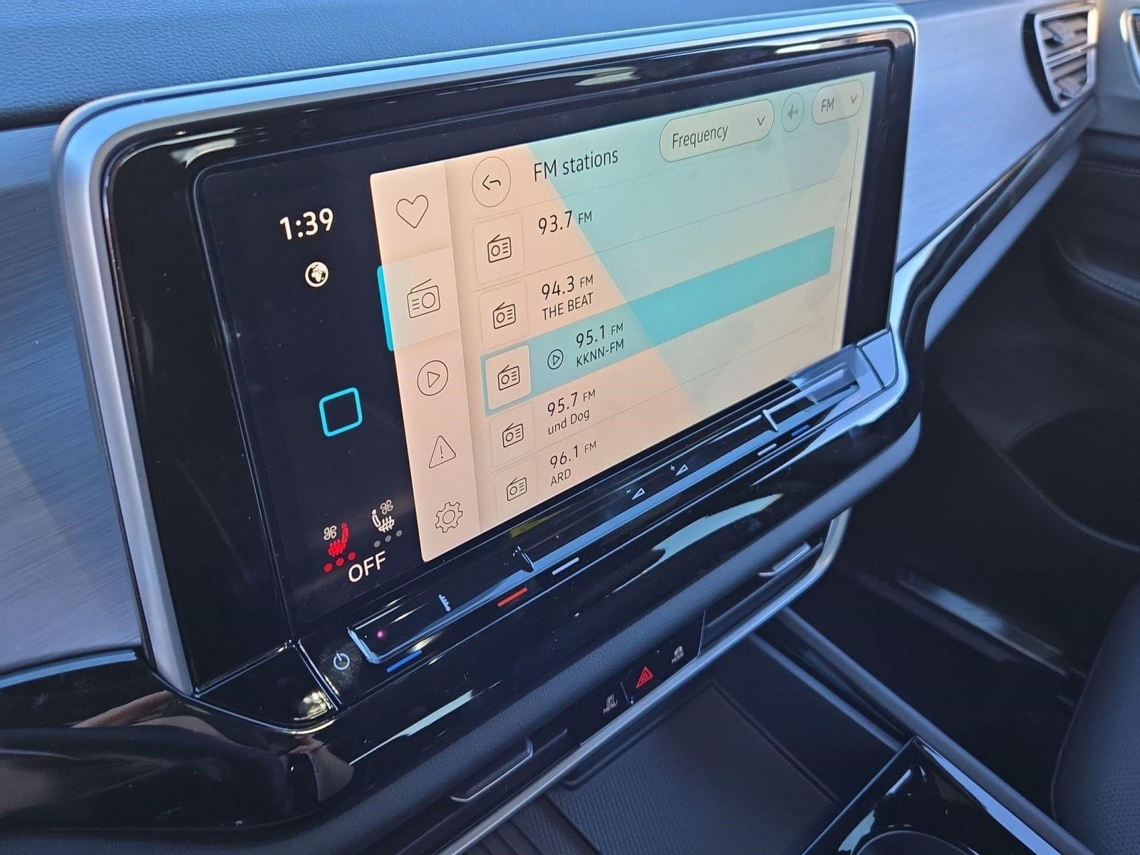 2026 Volkswagen Atlas Cross Sport SE w/Tech - Photo 22