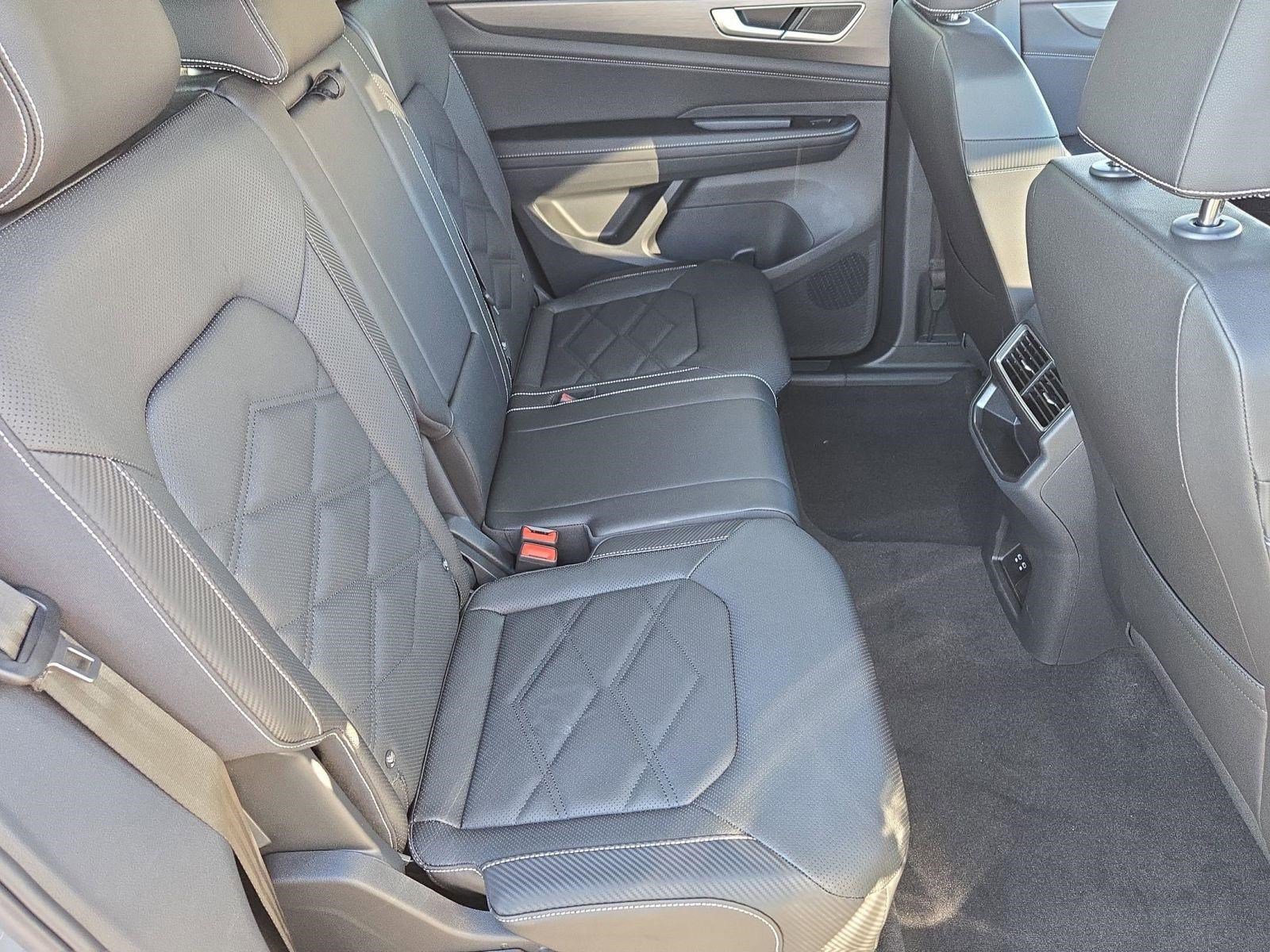 2026 Volkswagen Atlas Cross Sport SE w/Tech - Photo 24