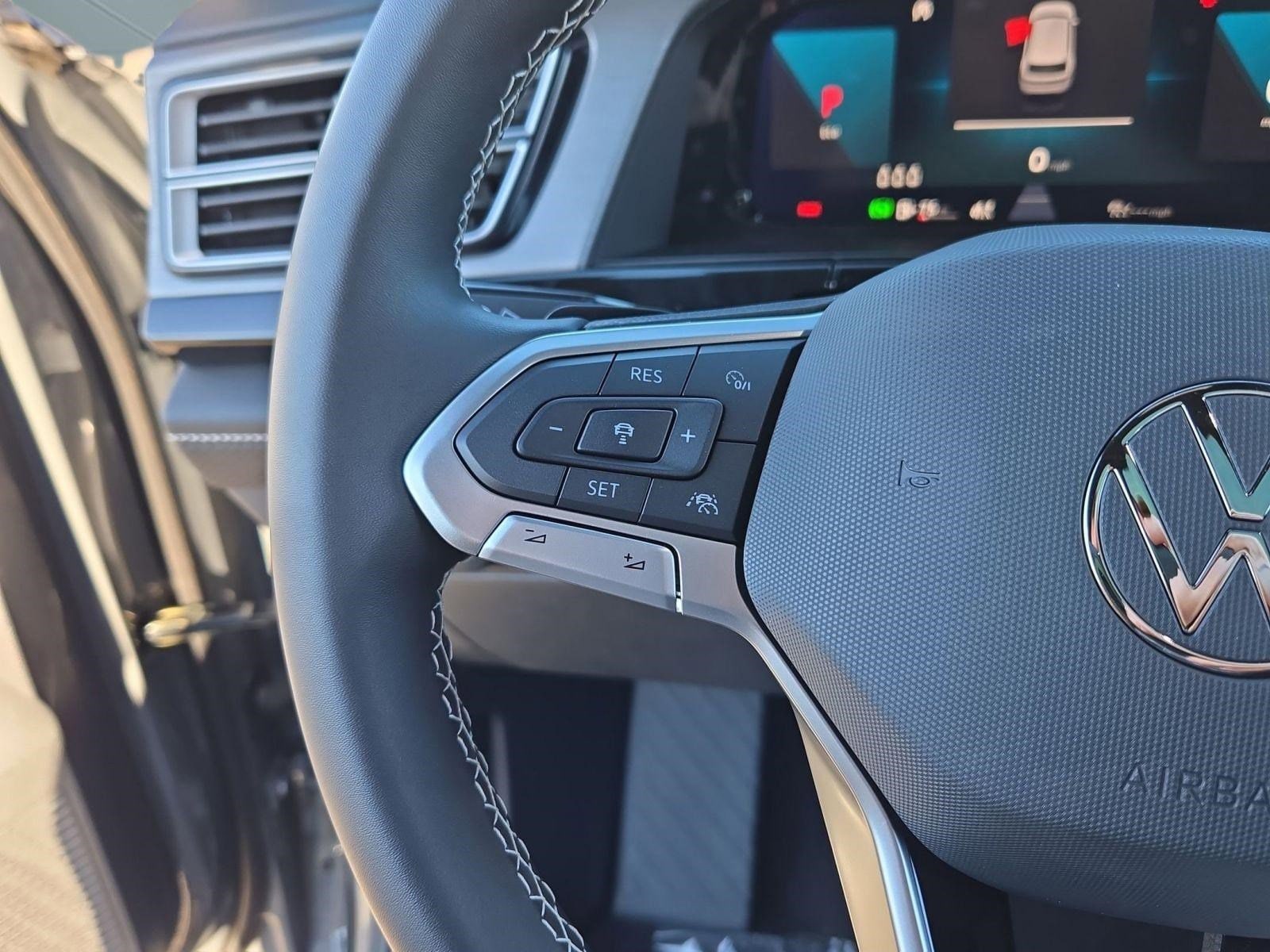 2026 Volkswagen Atlas Cross Sport SE w/Tech - Photo 16