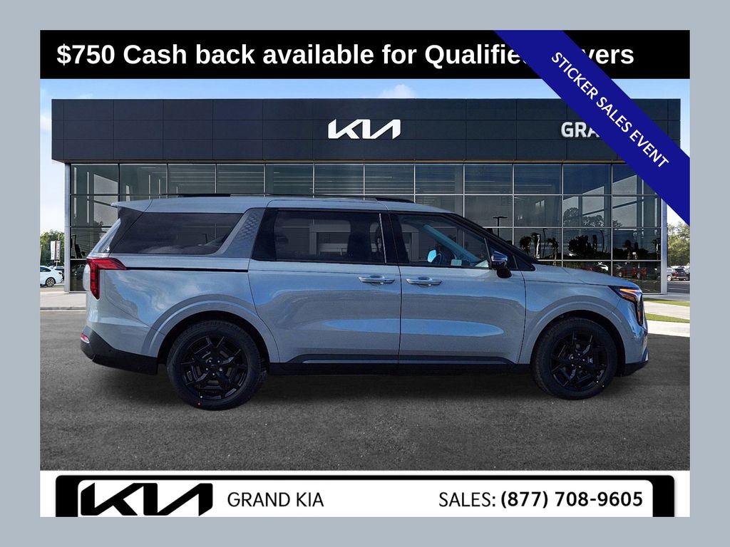 2025 Kia Carnival SX's photo