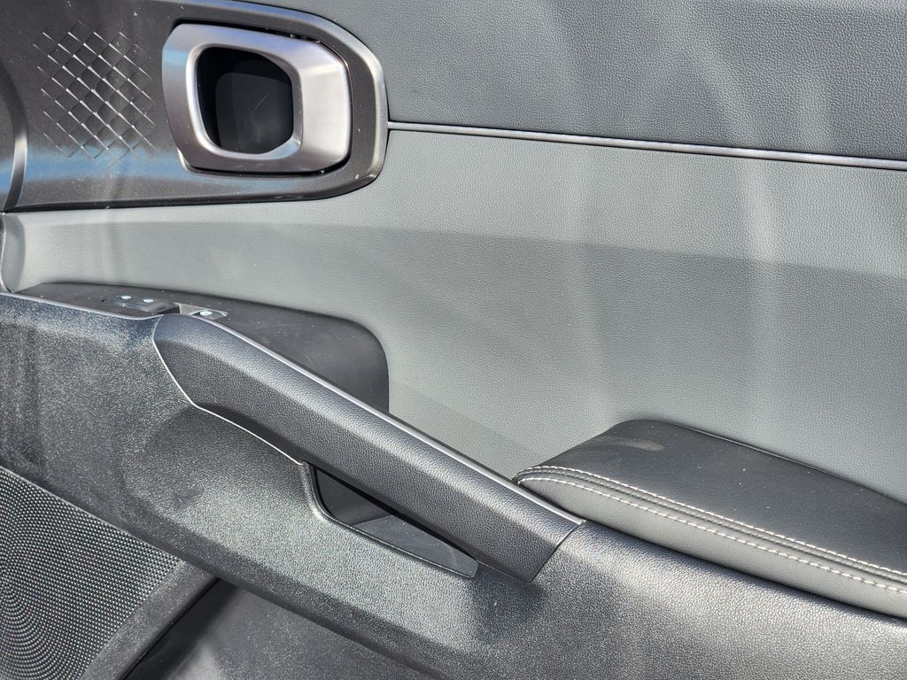 2026 Kia Sorento S - Photo 15