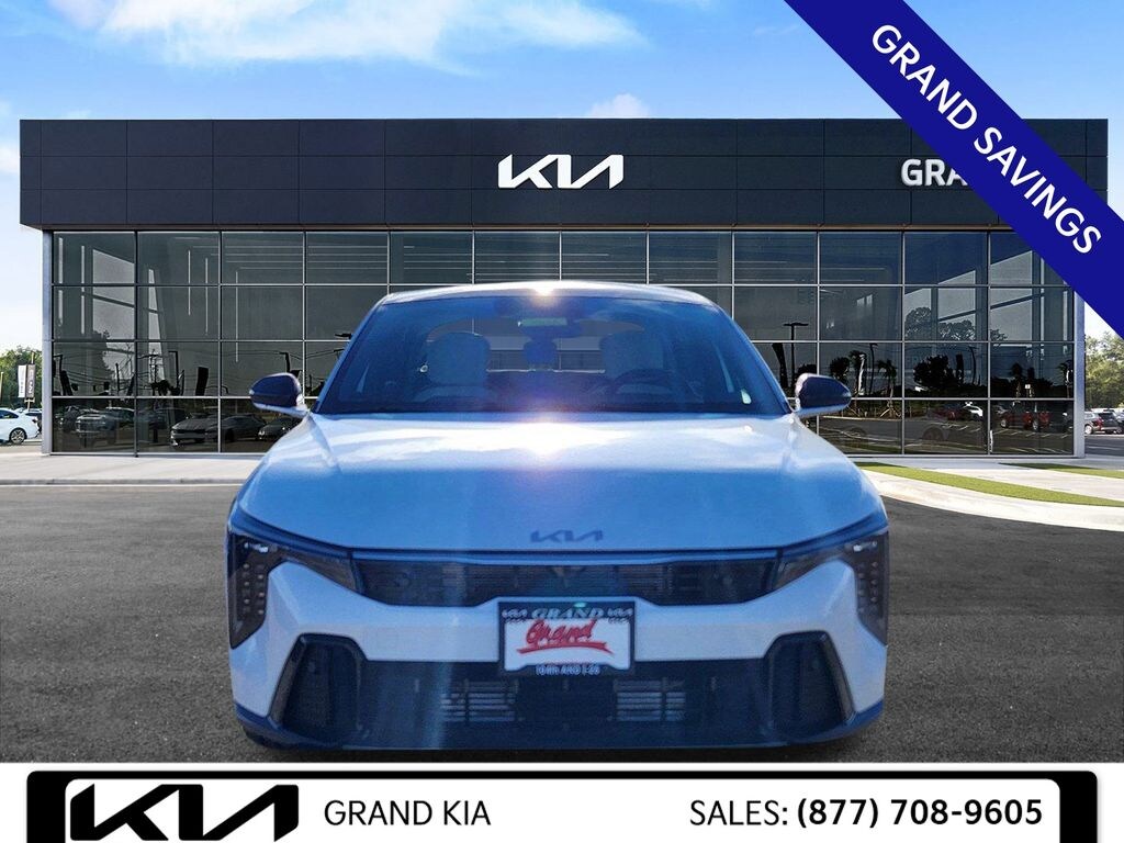 New 2025 Kia K4 GT-Line Turbo Sedan