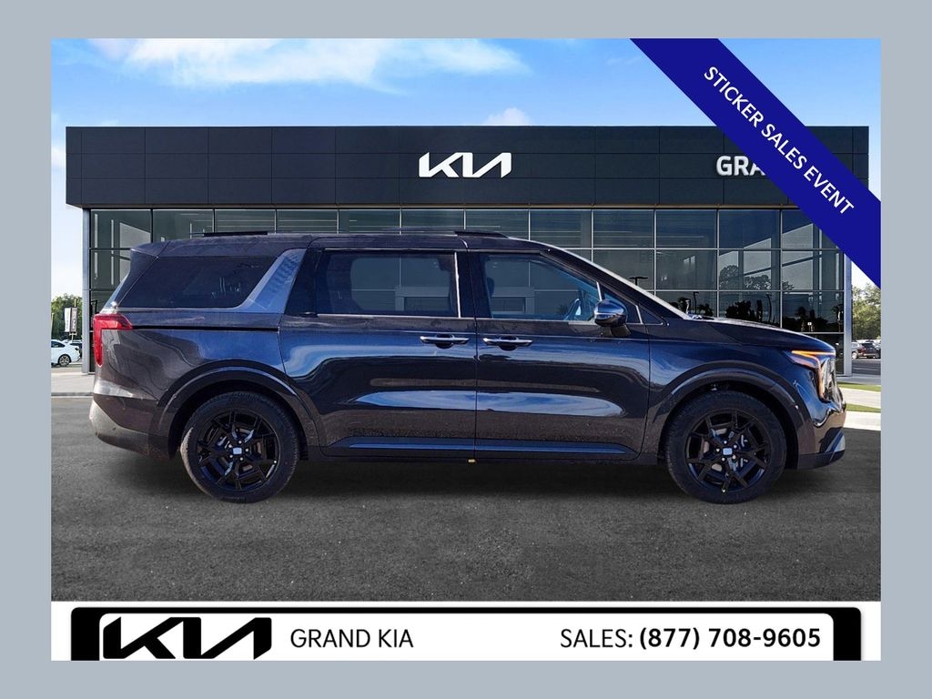 New 2025 Kia Carnival Hybrid SX Minivan/Van