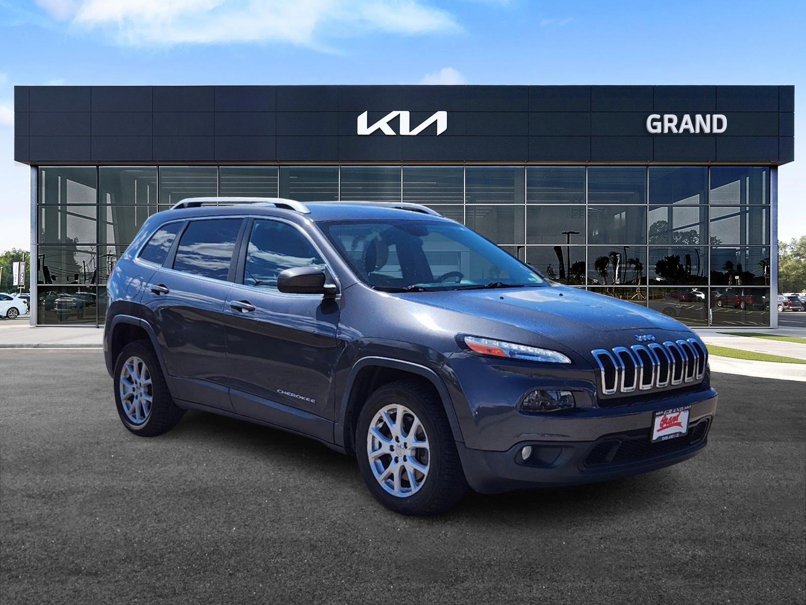 Used 2015 Jeep Cherokee Latitude with VIN 1C4PJLCB8FW730819 for sale in Thornton, CO