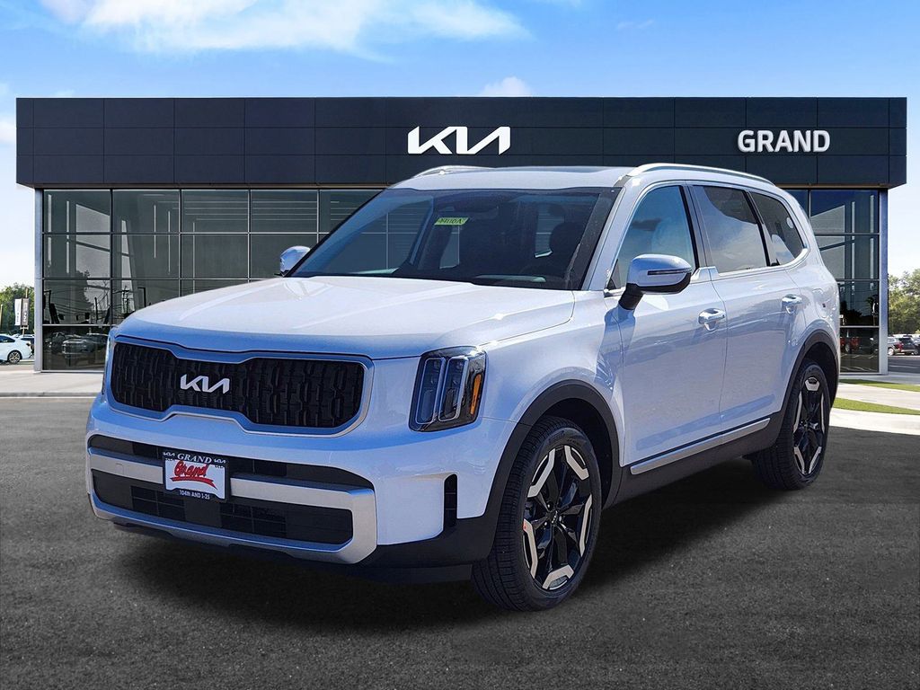 2025 Kia Telluride EX photo 4