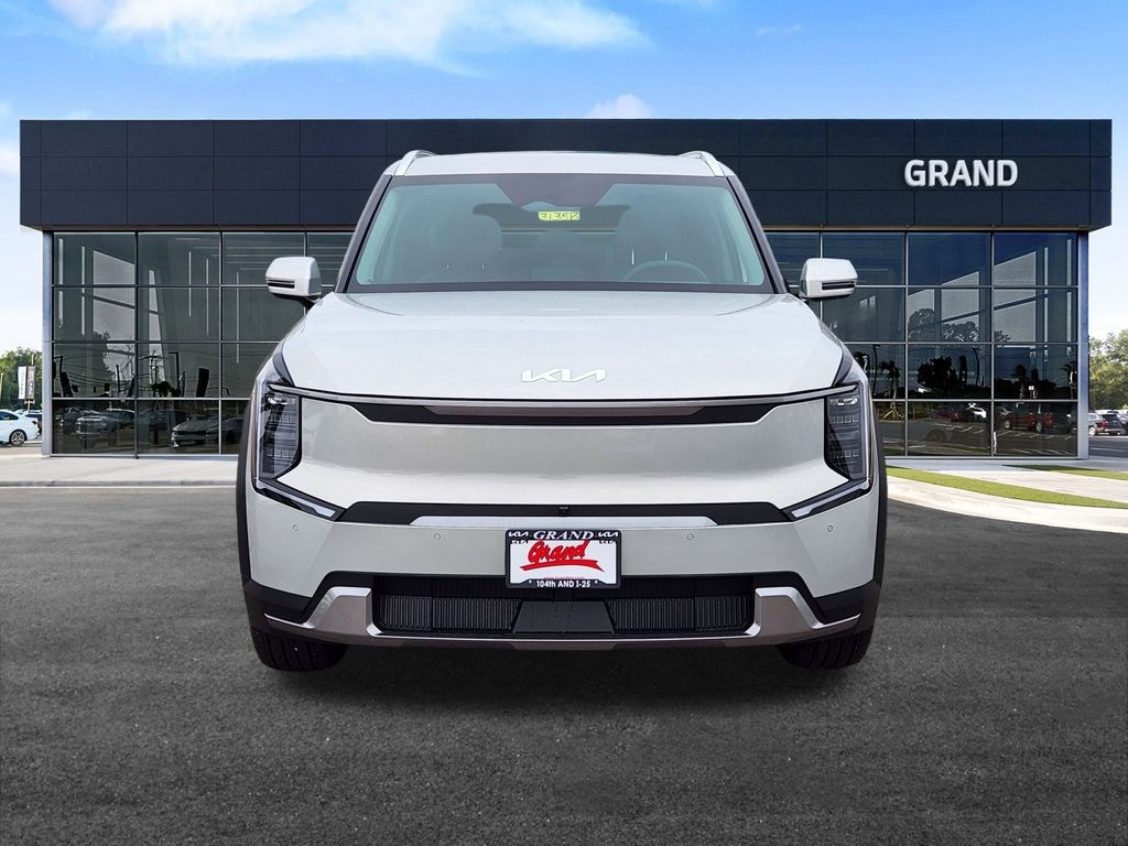 New 2026 Kia EV9 Wind SUV
