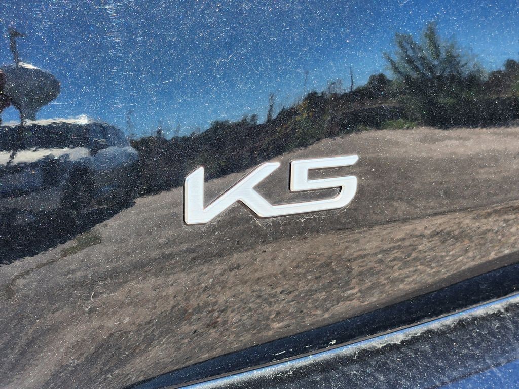 2025 Kia K5 EX - Photo 13