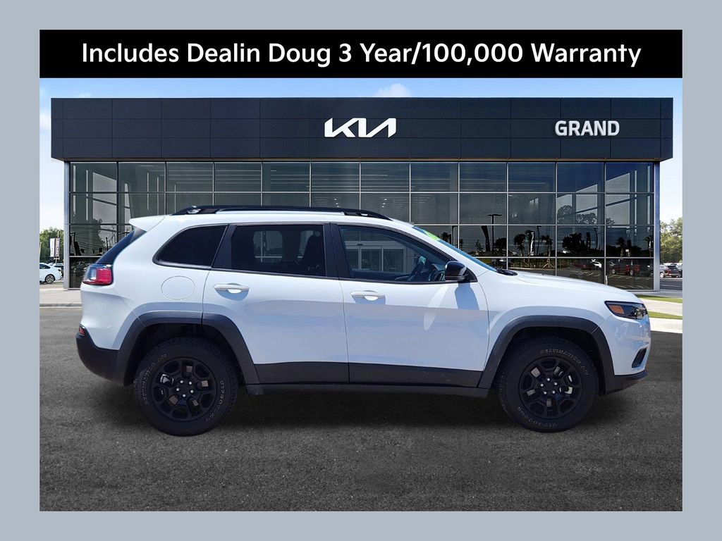 2022 Jeep Cherokee X's photo