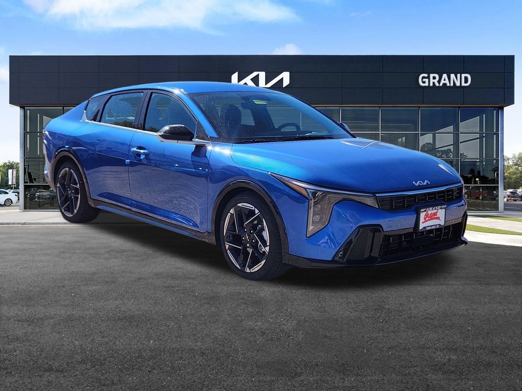 New 2025 Kia K4 GT-Line Sedan