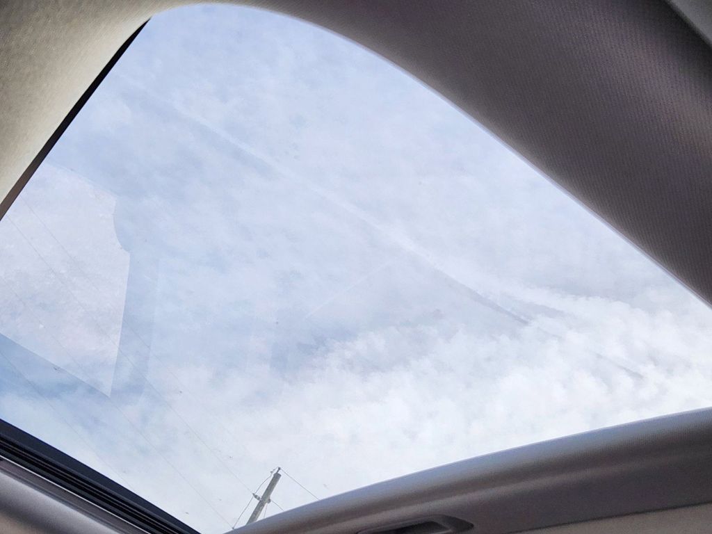 2025 Kia Carnival SX - Photo 25