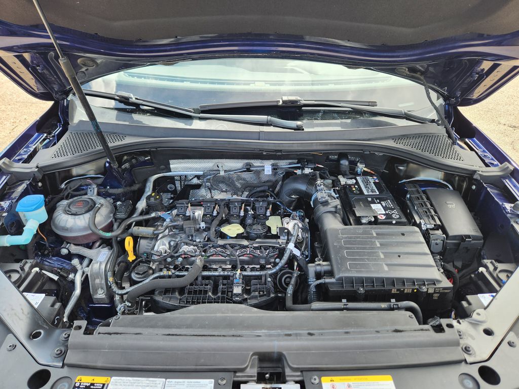 2022 Volkswagen Tiguan SE - Photo 19